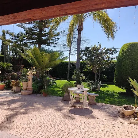 Villa Santos *