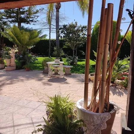 Santos Villa *