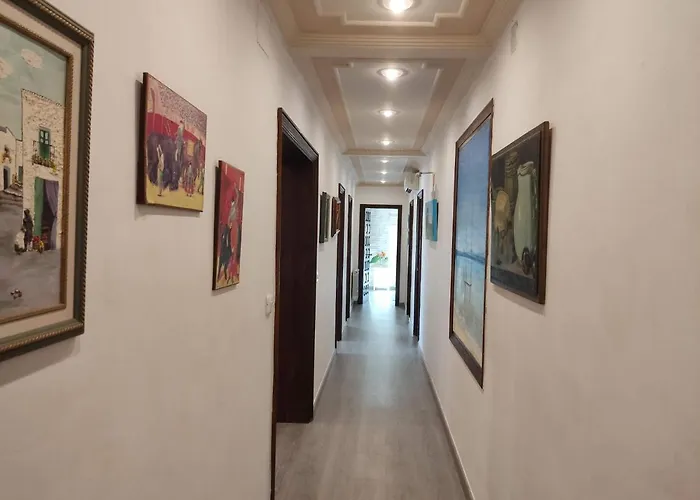 Santos Villa *